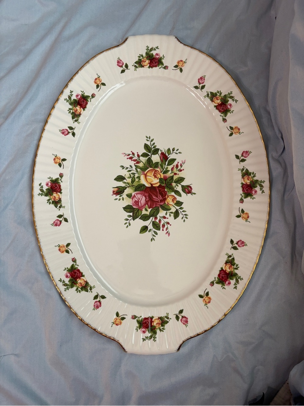 Royal Albert Old Country Roses Platter with gold trim